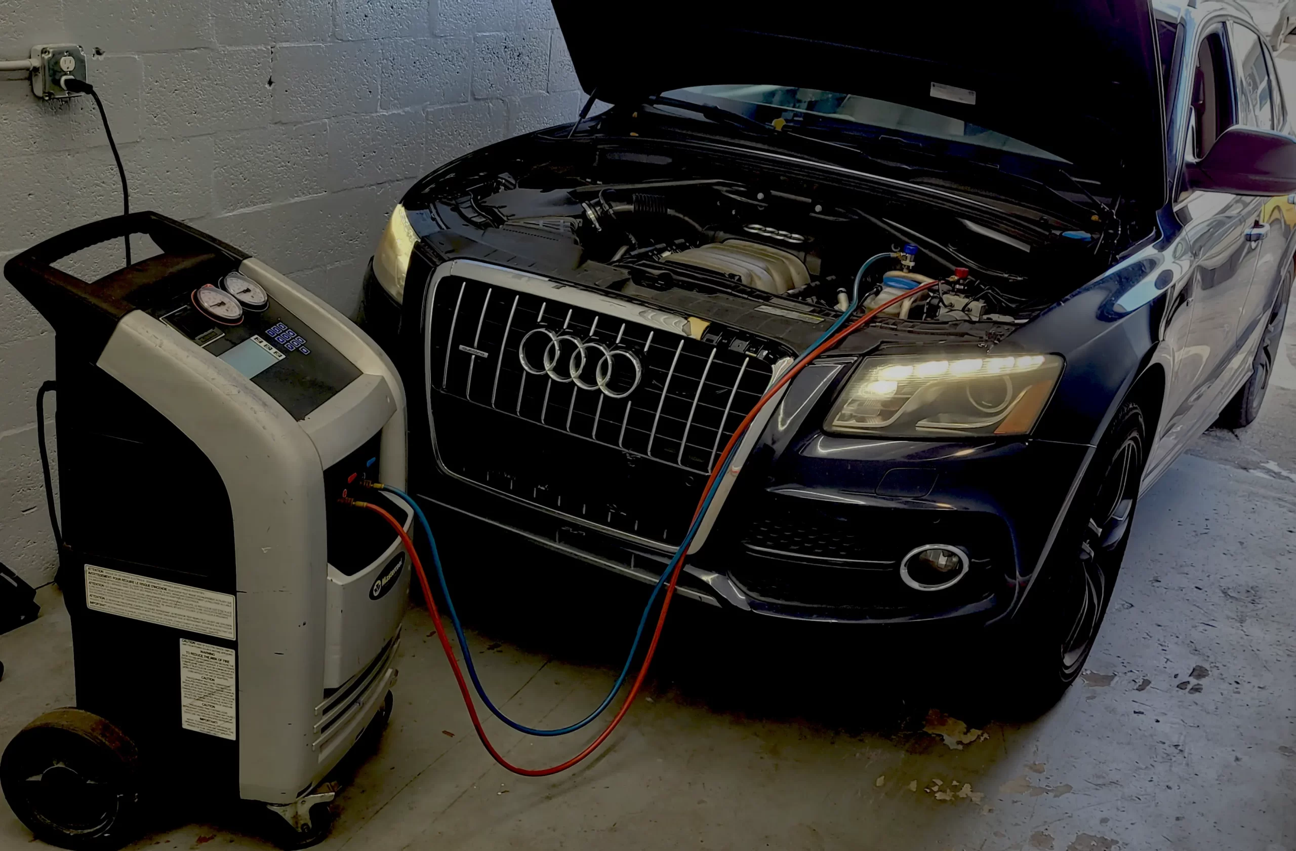 Checking refrigerant pressure in car AC system